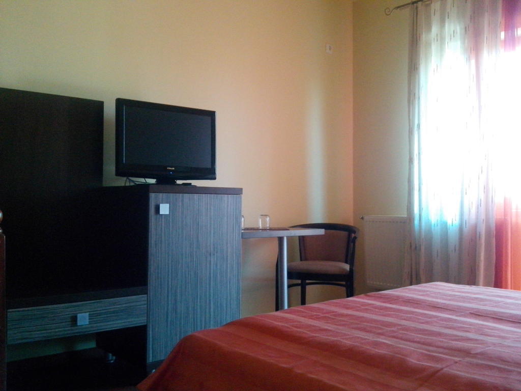 Pensiunea Ruxandra Baile 1 Mai Kamer foto